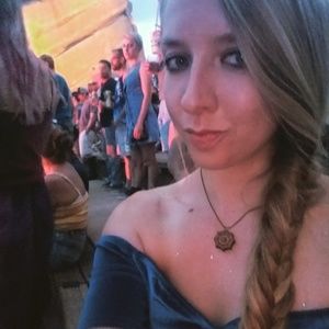 Meet your Posher, Tracey